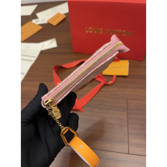 Louis Vuitton M81176